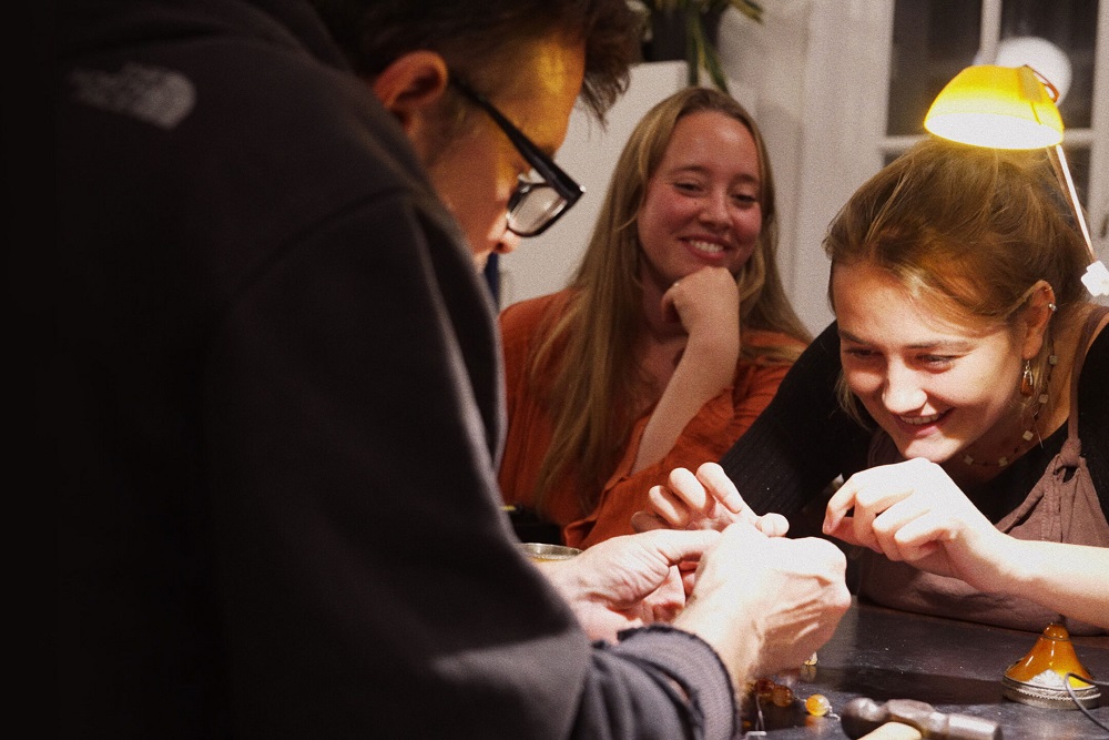 【IDEAS FOR GOOD】ドキュメンタリー映画『The Repair Cafe』特設サイトを公開しました